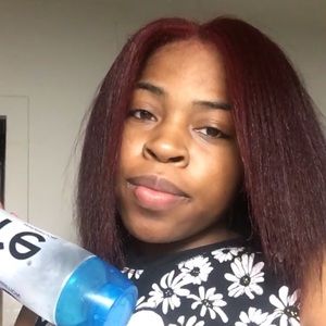 Meet your Posher, Shania